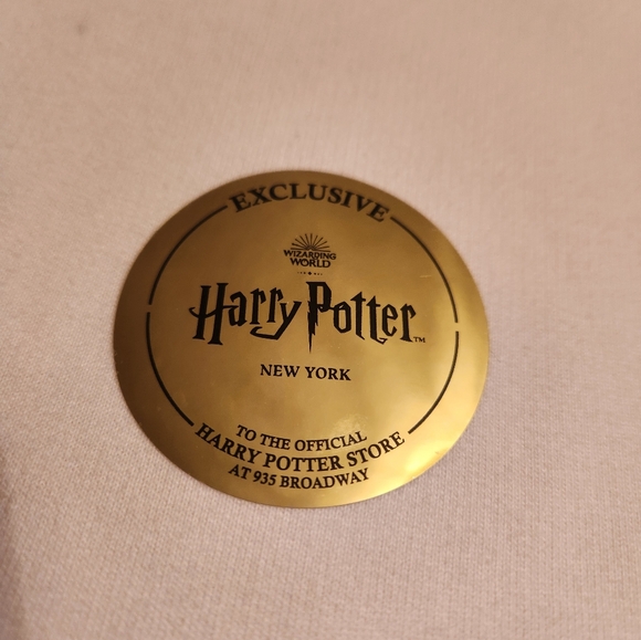 Harry Potter New York Crew Neck Sweater - Picture 6 of 6